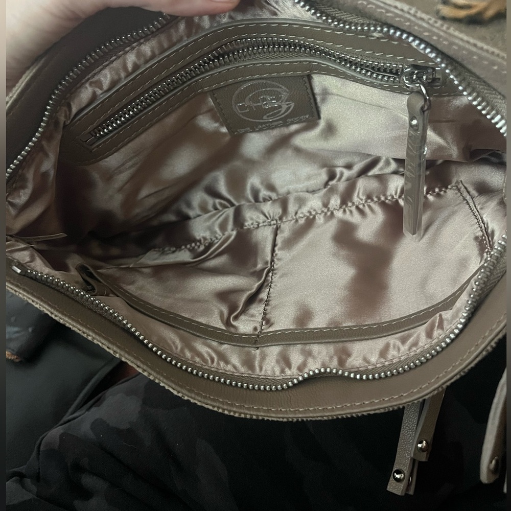 Chez Taupe Leather Clutch - snakeskin print - Picture 5 of 6